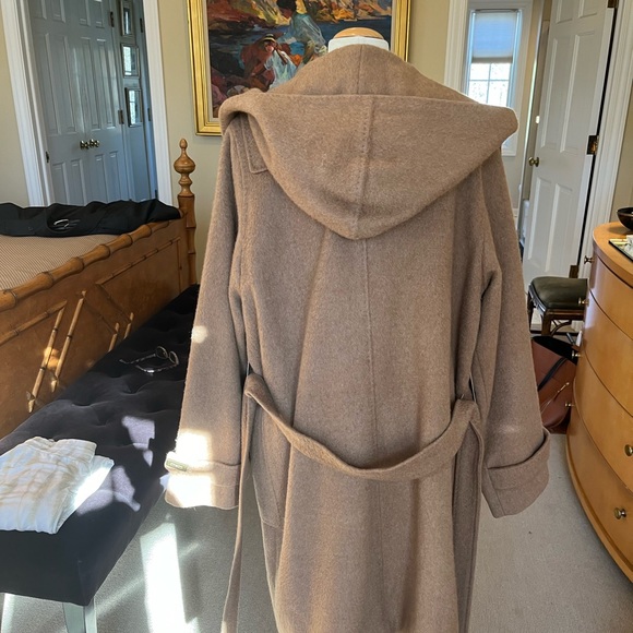 Wool camel coat - Picture 3 of 6